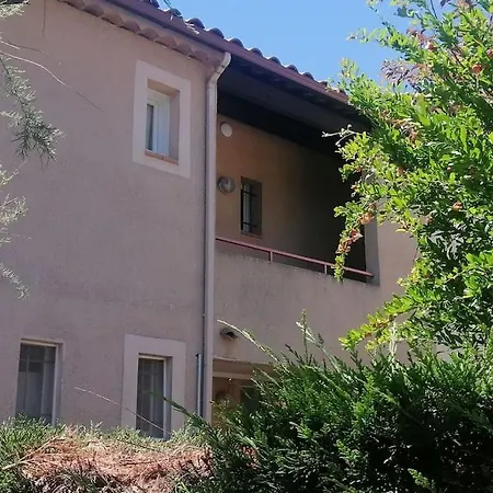 Le Clos De L Eden Apartment